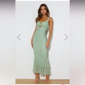 Brand New, Hello Molly Party Pal Midi Dress. Size XS